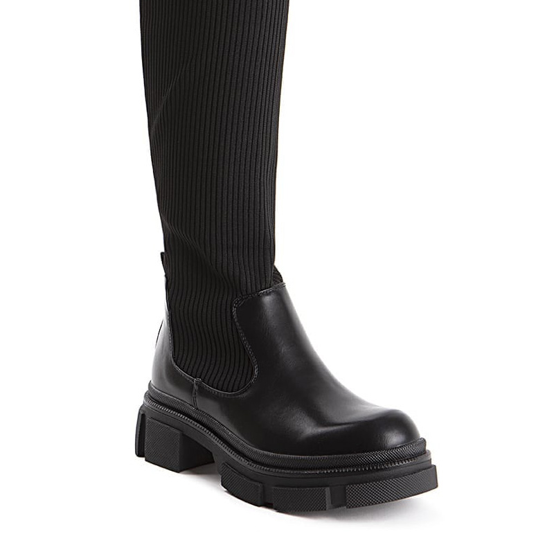 lazaridis-pow-044-black-2